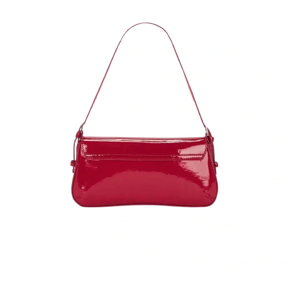 $108 REVOLVE Kali Red Patent FauxLeather Handbag - Picture 2 of 5